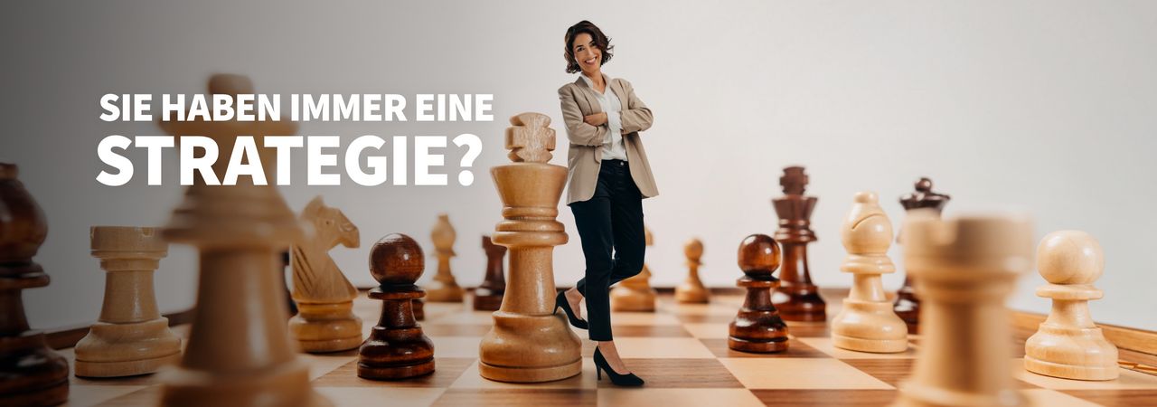 Schachbrett mit Frau